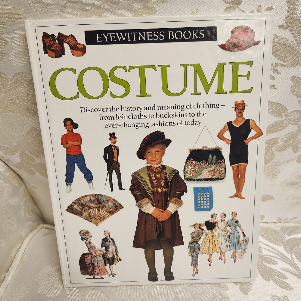 EyeWitness Vintage Books Lot Of 5! Horse, Cat, Music, Mummy , & Costume - Picture 8 of 16